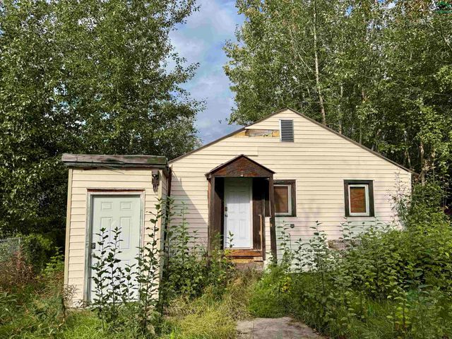 758 17TH AVENUE, Fairbanks, AK 99701