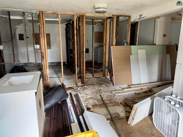 758 17TH AVENUE, Fairbanks, AK 99701