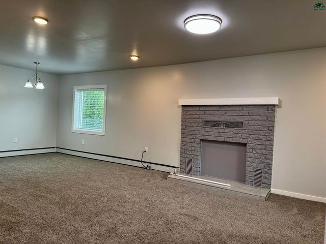 758 17TH AVENUE, Fairbanks, AK 99701