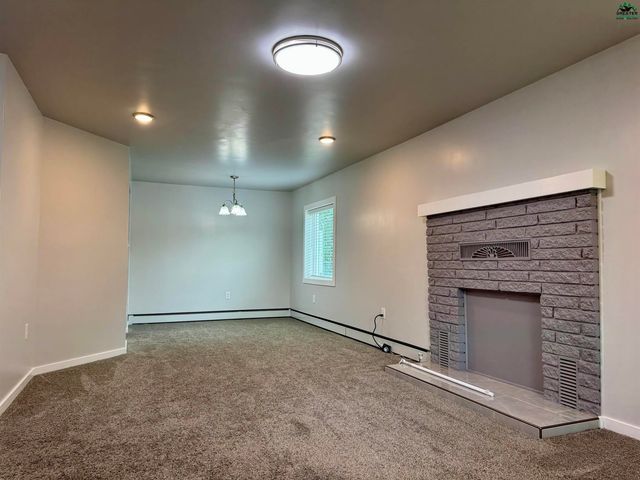 758 17TH AVENUE, Fairbanks, AK 99701