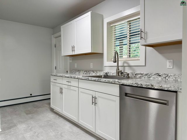 758 17TH AVENUE, Fairbanks, AK 99701