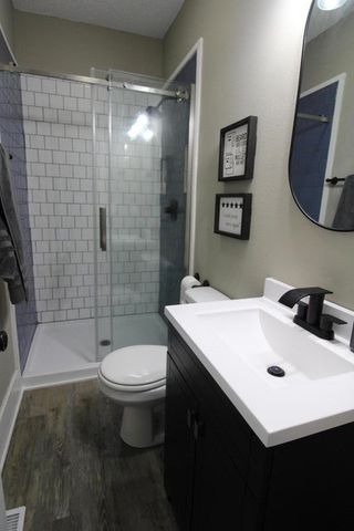 2707 College Avenue, Des Moines, IA 50311