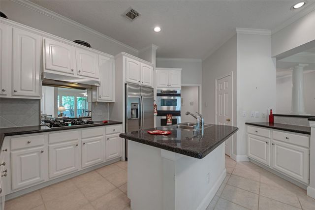 13819 Threadall Park Drive, Houston, TX 77077