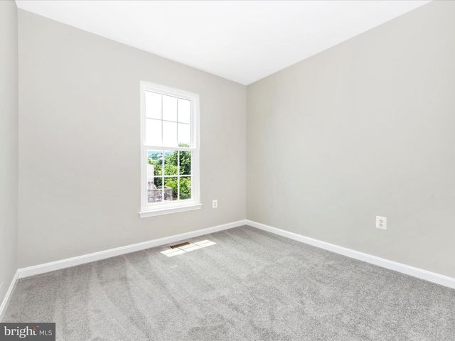 2430 HUNTWOOD CT, Frederick, MD 21702