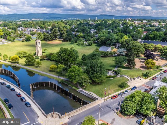 2430 HUNTWOOD CT, Frederick, MD 21702