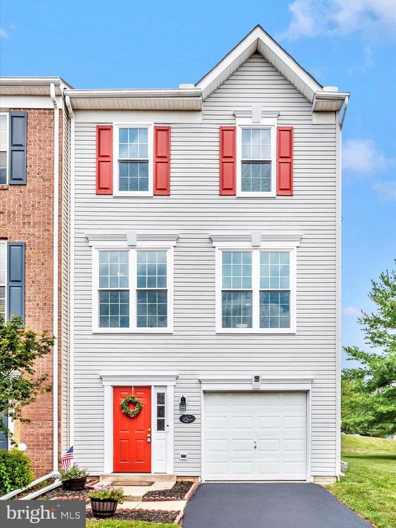 2430 HUNTWOOD CT, Frederick, MD 21702
