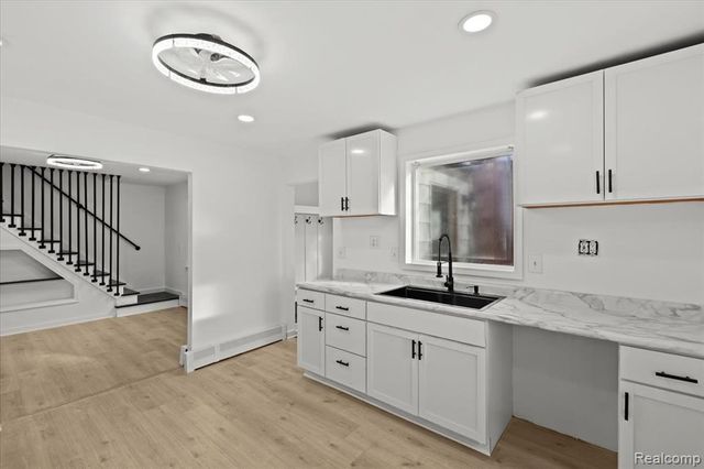 20960 Westhampton Avenue, Southfield, MI 48075