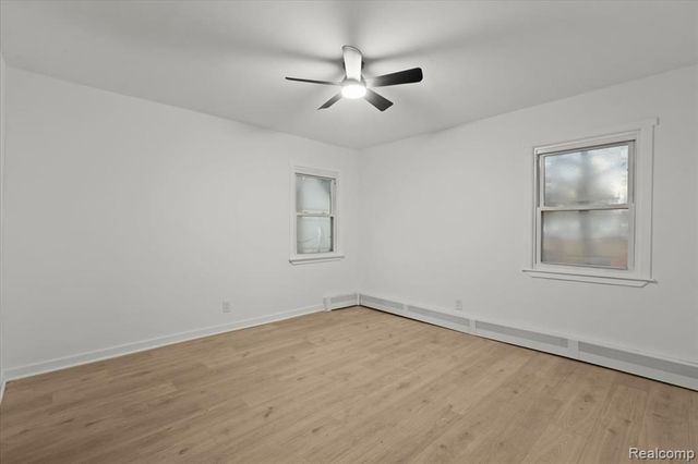 20960 Westhampton Avenue, Southfield, MI 48075