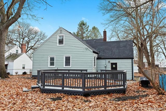 20960 Westhampton Avenue, Southfield, MI 48075