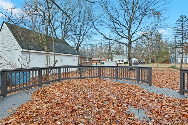 20960 Westhampton Avenue, Southfield, MI 48075