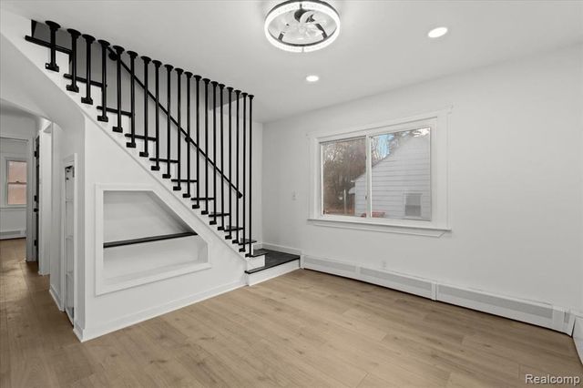 20960 Westhampton Avenue, Southfield, MI 48075