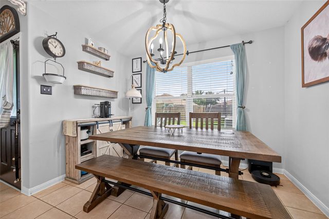 902 Marigold Road, Baytown, TX 77521