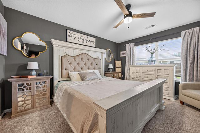 902 Marigold Road, Baytown, TX 77521