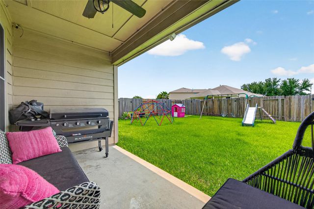 902 Marigold Road, Baytown, TX 77521