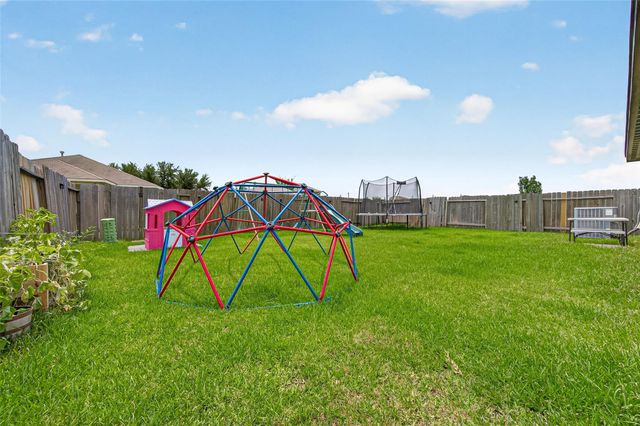 902 Marigold Road, Baytown, TX 77521