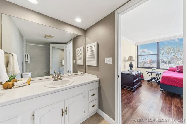 410 W 7th Street 523, Tulsa, OK 74119