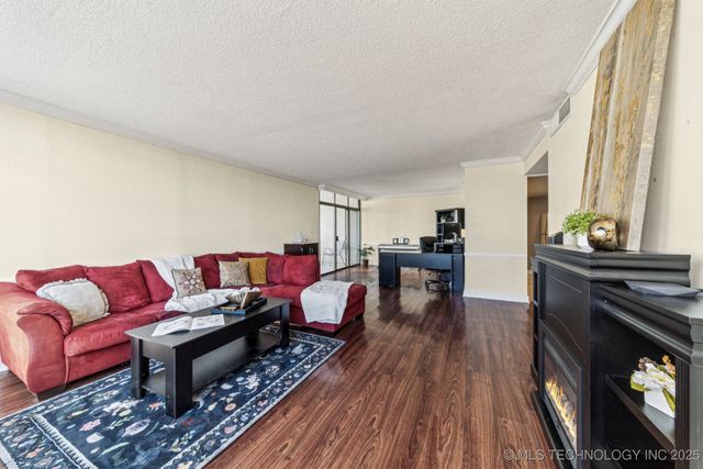 410 W 7th Street 523, Tulsa, OK 74119