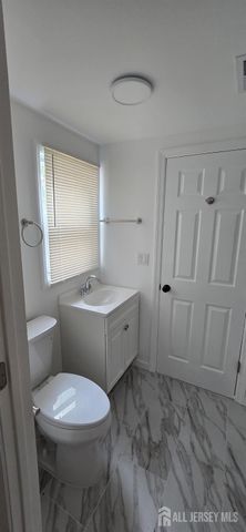 20 Borghaus Road, Helmetta, NJ 08828