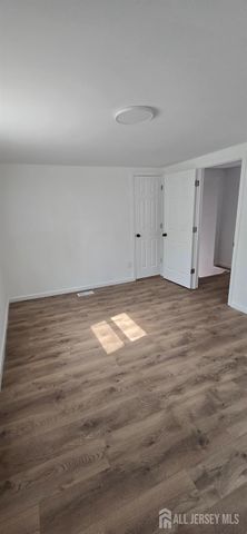 20 Borghaus Road, Helmetta, NJ 08828