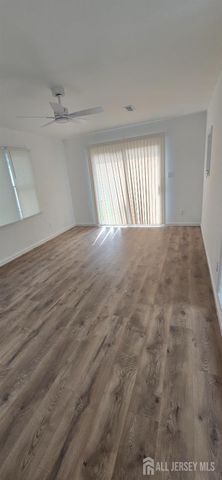 20 Borghaus Road, Helmetta, NJ 08828