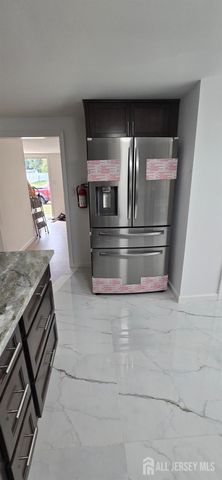 20 Borghaus Road, Helmetta, NJ 08828