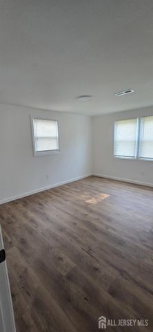 20 Borghaus Road, Helmetta, NJ 08828