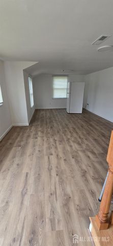 20 Borghaus Road, Helmetta, NJ 08828