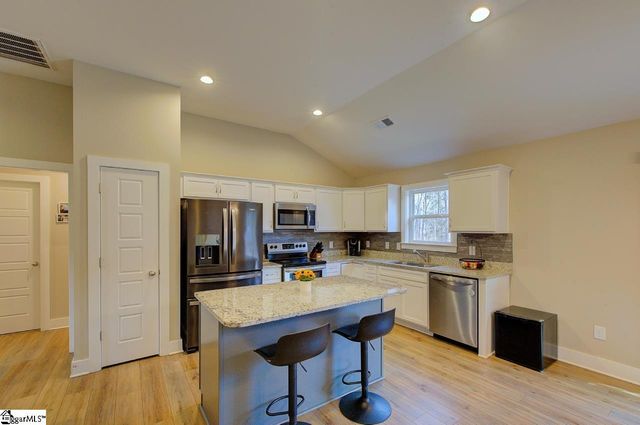 110 Sanders Drive, Easley, SC 29642