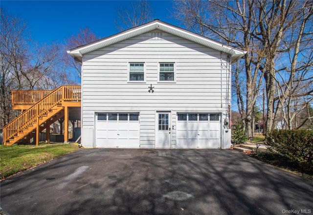 24 Montfort Road, Wappingers Falls, NY 12590