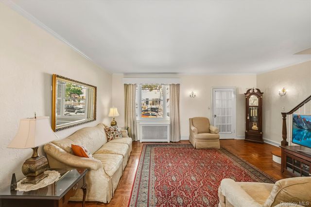 1114 Mace Avenue, Bronx, NY 10469