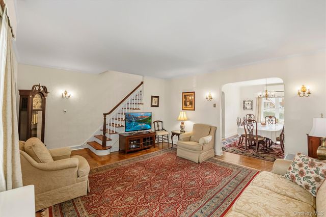1114 Mace Avenue, Bronx, NY 10469