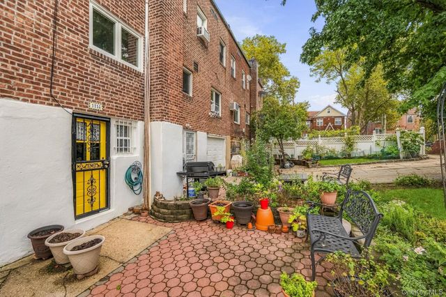 1114 Mace Avenue, Bronx, NY 10469