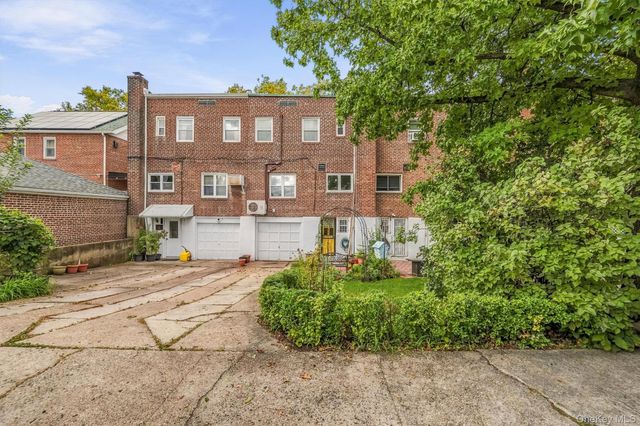 1114 Mace Avenue, Bronx, NY 10469