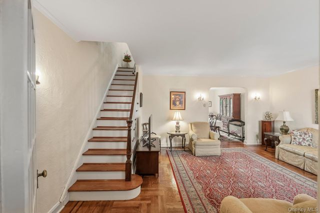 1114 Mace Avenue, Bronx, NY 10469