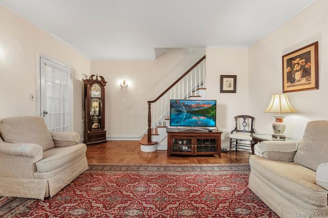 1114 Mace Avenue, Bronx, NY 10469
