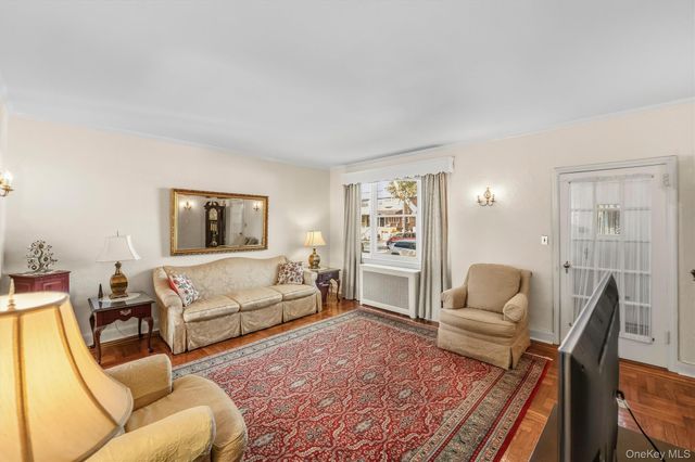 1114 Mace Avenue, Bronx, NY 10469