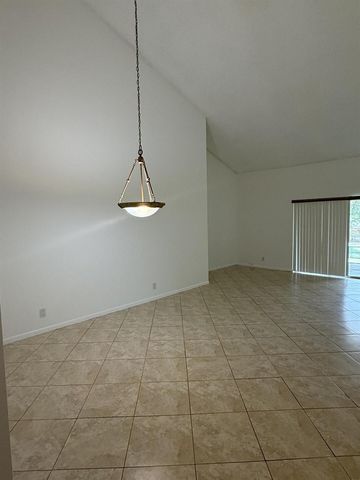 8798 Holly Court 203, Tamarac, FL 33321