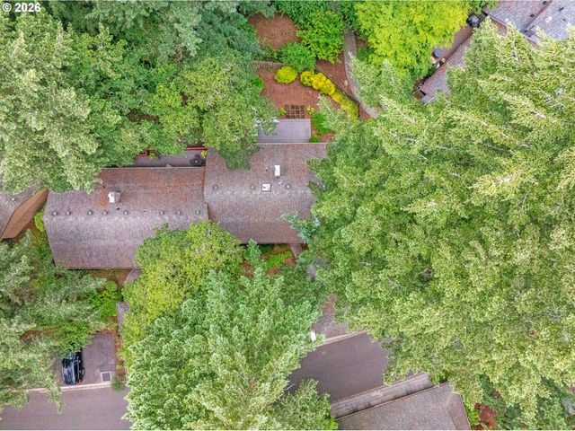 4321 WOODSIDE Cir, Lake Oswego, OR 97035