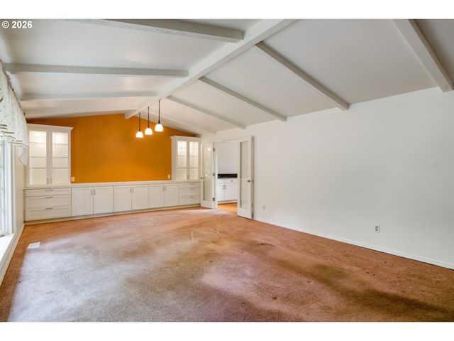 4321 WOODSIDE Cir, Lake Oswego, OR 97035