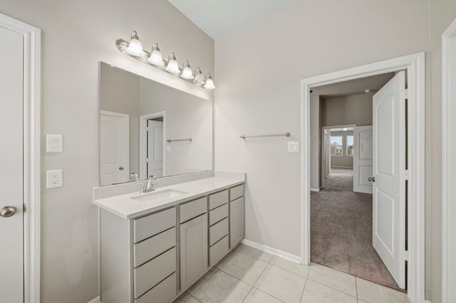 8734 Laurel Crest Drive, Missouri City, TX 77459