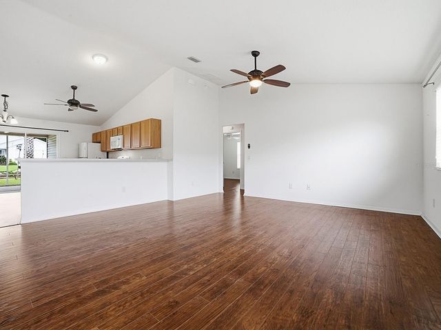 250 ARBELLA LOOP, The Villages, FL 32162