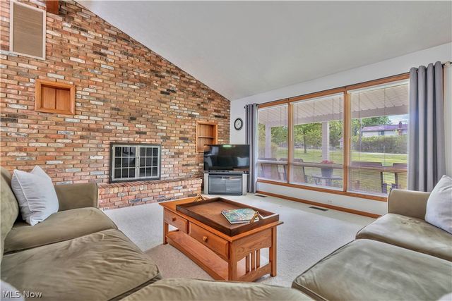 10548 Briar Hill Drive, Kirtland, OH 44094