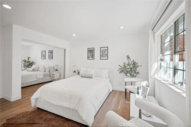 916 N Oxford, Los Angeles, CA 90029