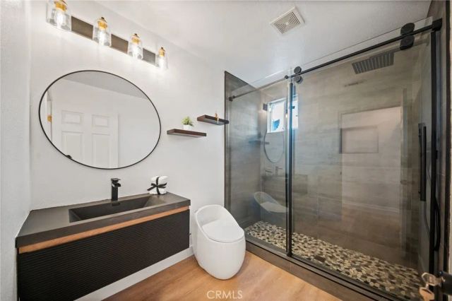 916 N Oxford, Los Angeles, CA 90029