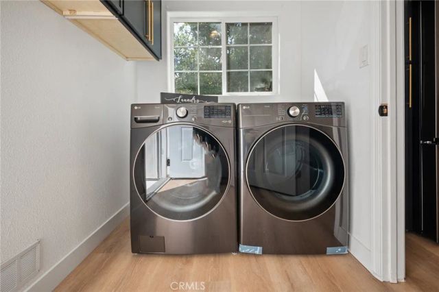 916 N Oxford, Los Angeles, CA 90029