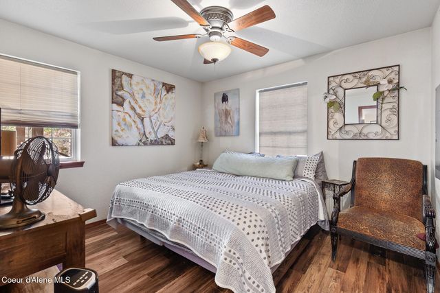 18493 W Holliday Way, Hauser, ID 83854