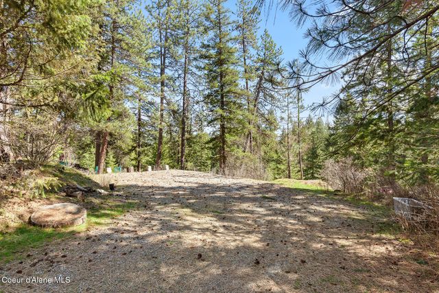 18493 W Holliday Way, Hauser, ID 83854