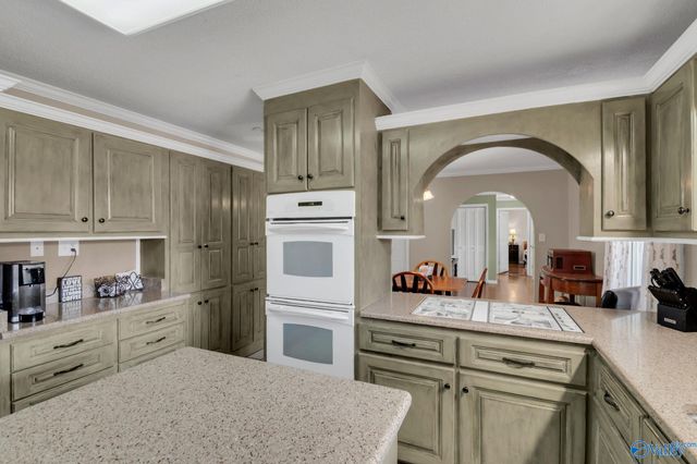 2026 SW Jefferson Avenue, Decatur, AL 35603