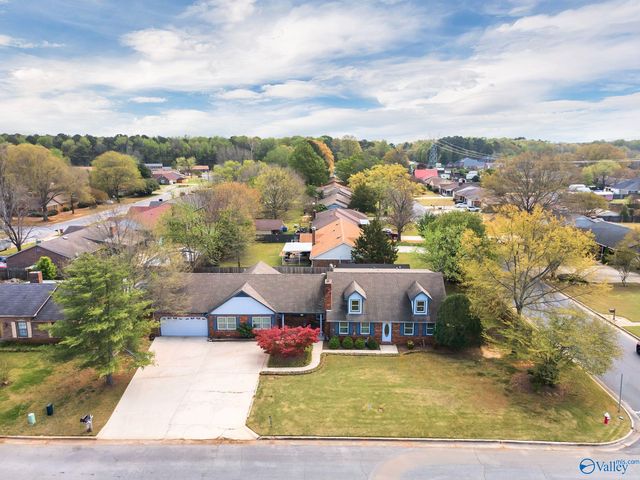 2026 SW Jefferson Avenue, Decatur, AL 35603