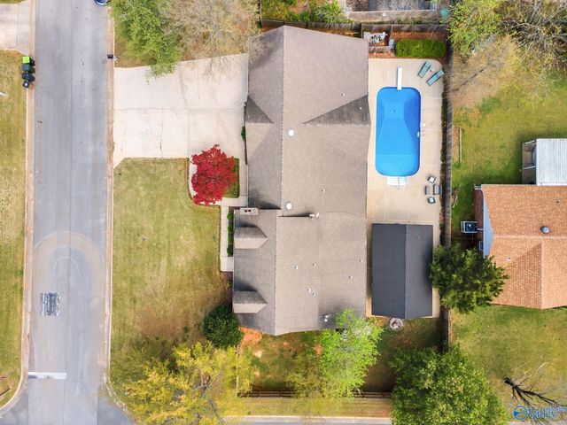 2026 SW Jefferson Avenue, Decatur, AL 35603